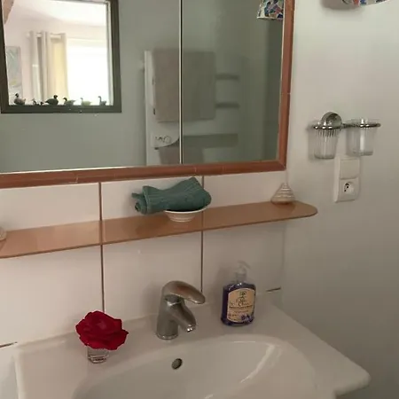 克明基依斯里贝康酒店 3*